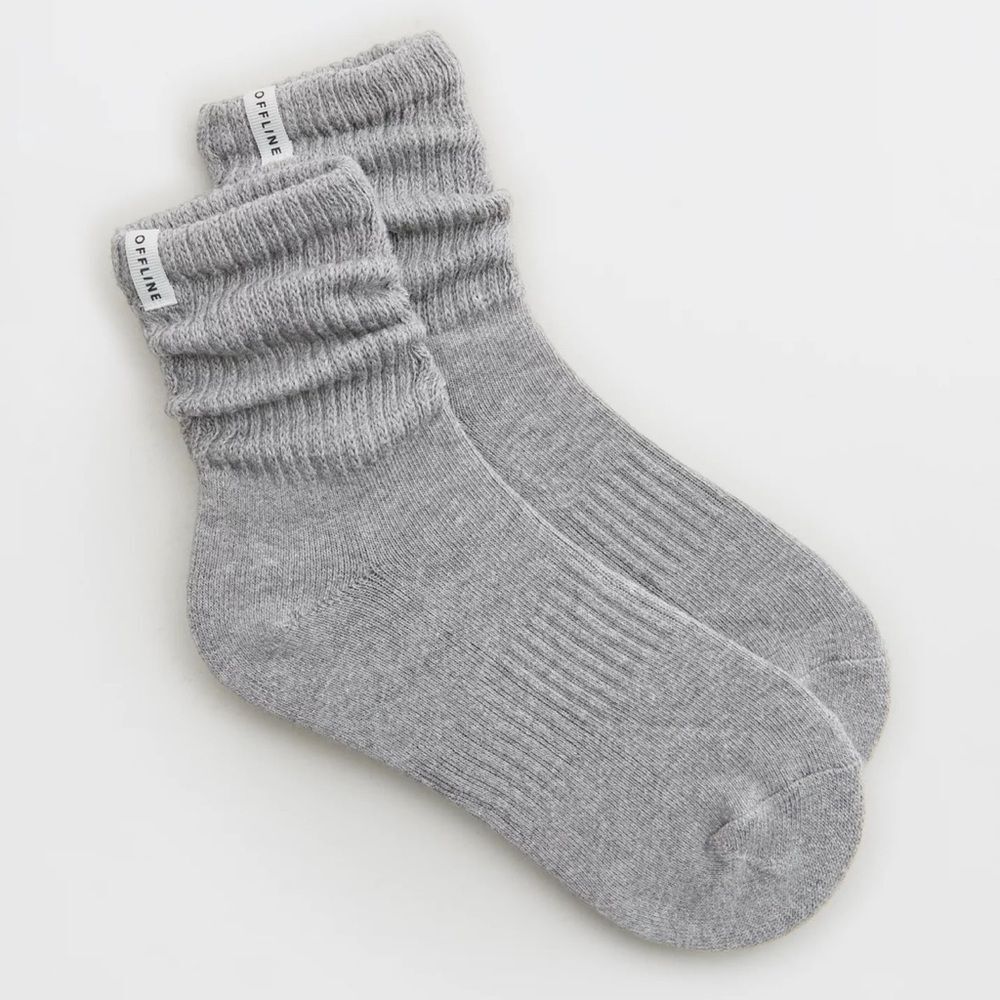 OFFLINE Gray Short Scrunch Tab Logo Cotton Socks